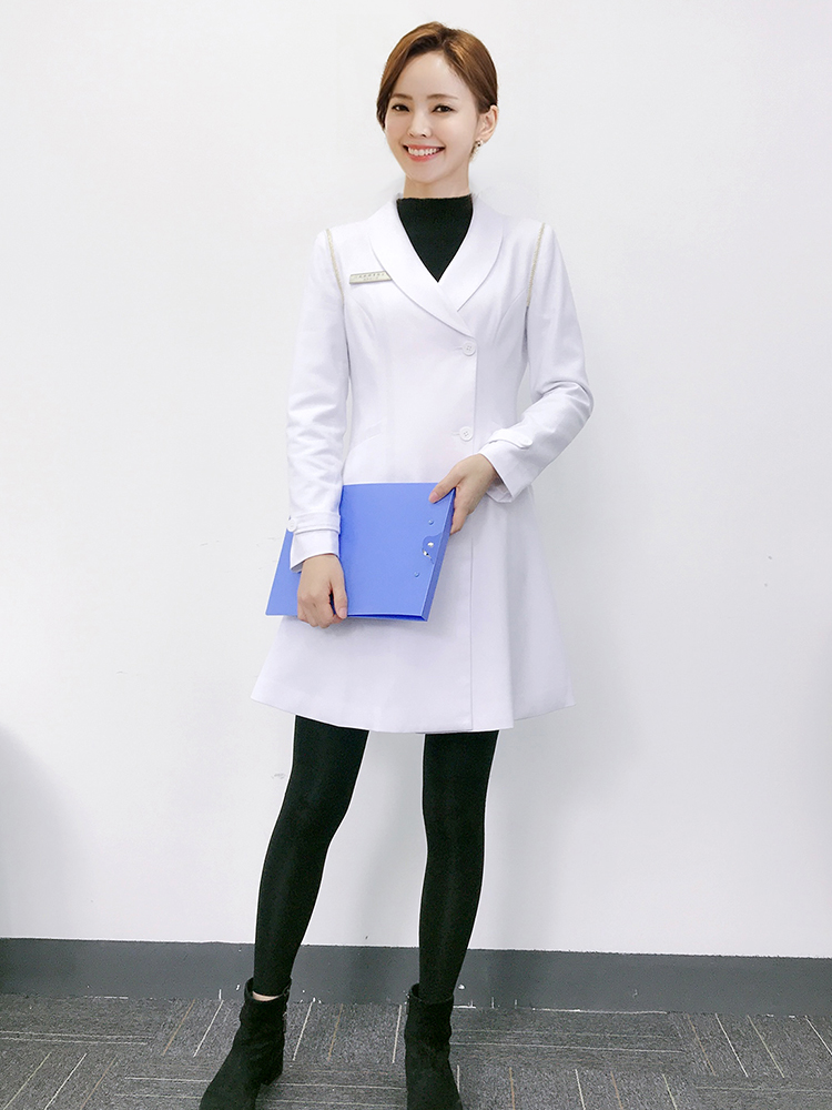 โรงพยาบาลศัลยกรรมความงามสไตล์เ - Medical Lab Years บทวิจารณ์และราคา